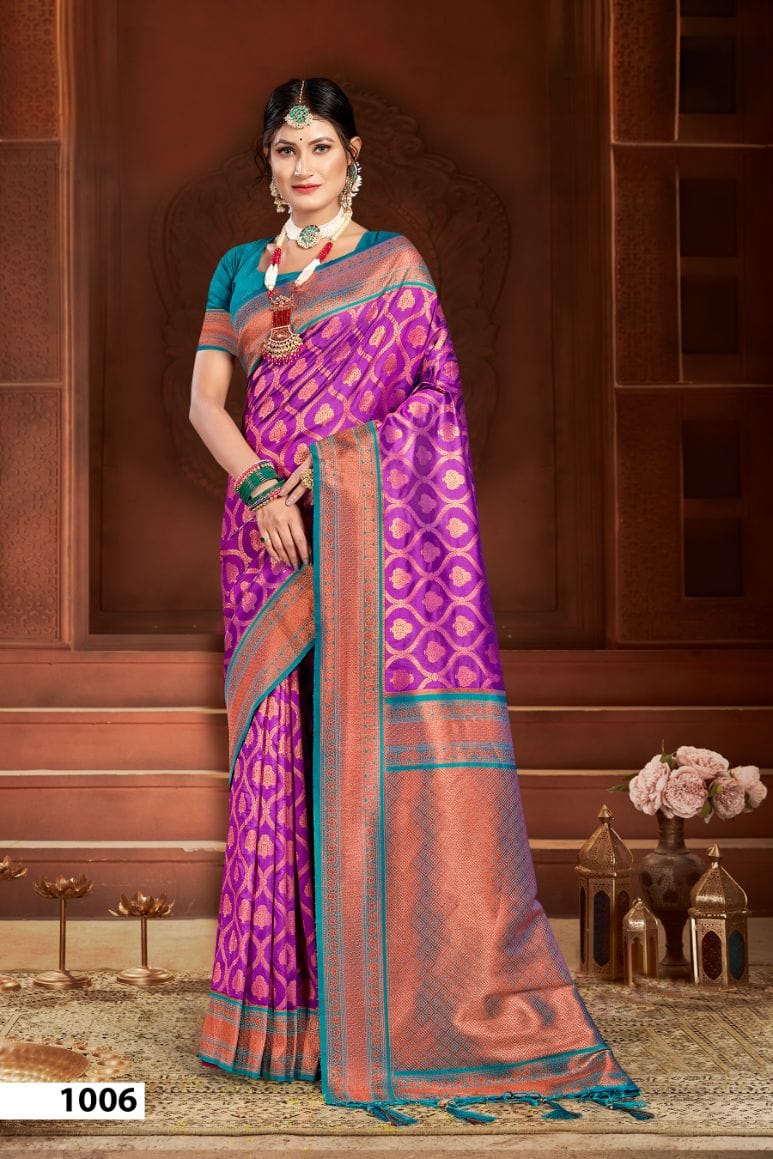 Tradional Indian Pure Banarasi Silk Rich Pallu Saree With Tessels